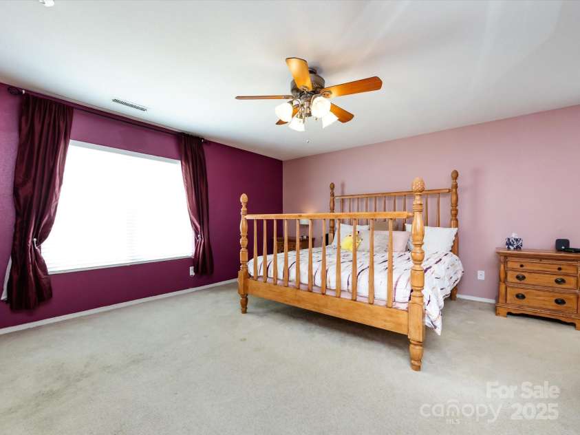 8214 Ainsworth Street, Charlotte, NC 28216.  MLS# CAR4283706, YatesRealty ID 31674. Primary Bedroom
