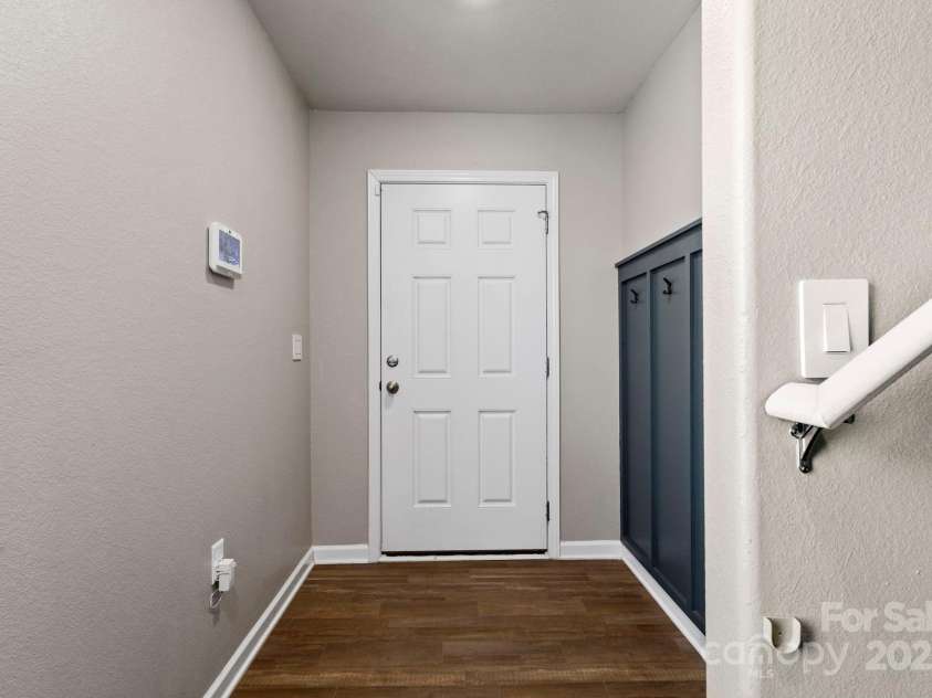 233 Belcaro Drive, Kings Mountain, NC 28086.  MLS# CAR4280850, YatesRealty ID 31675. 