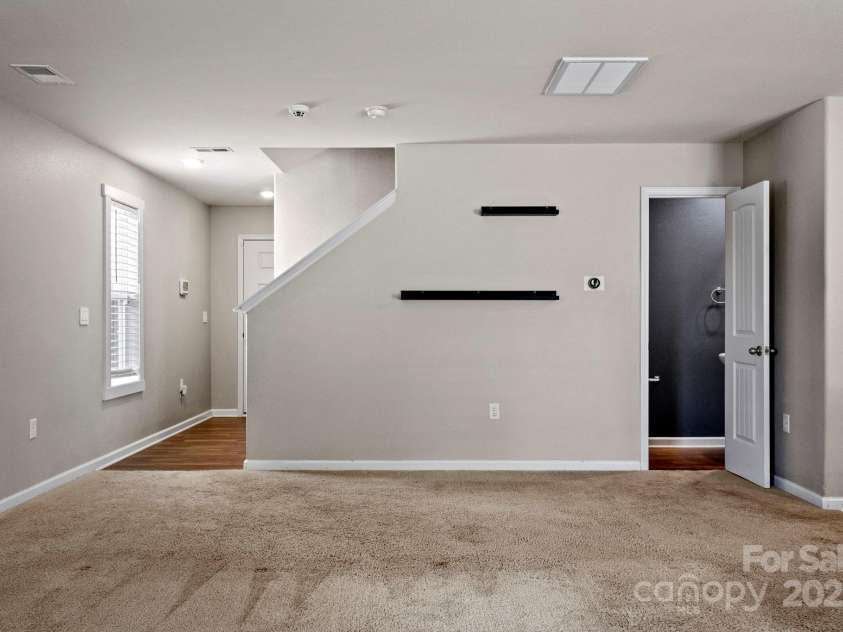 233 Belcaro Drive, Kings Mountain, NC 28086.  MLS# CAR4280850, YatesRealty ID 31675. 