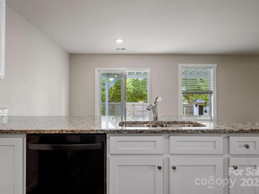 233 Belcaro Drive, Kings Mountain, NC 28086.  MLS# CAR4280850, YatesRealty ID 31675. 