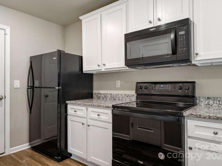 233 Belcaro Drive, Kings Mountain, NC 28086.  MLS# CAR4280850, YatesRealty ID 31675. 