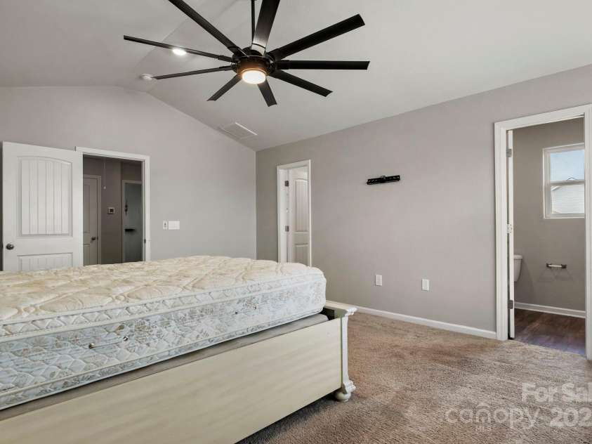 233 Belcaro Drive, Kings Mountain, NC 28086.  MLS# CAR4280850, YatesRealty ID 31675. 