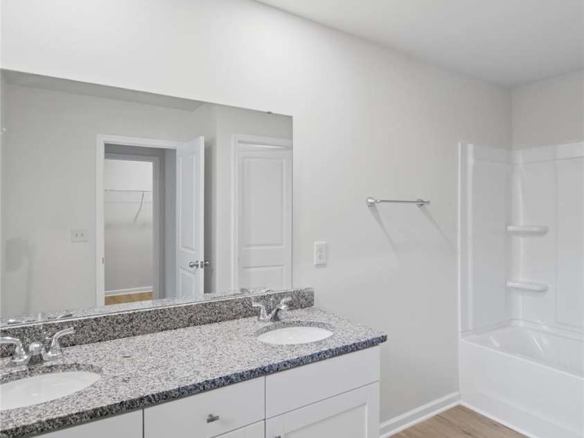 260 Landers Chapel Road, Lincolnton, NC 28092.  MLS# CAR4389396, YatesRealty ID 31675. 