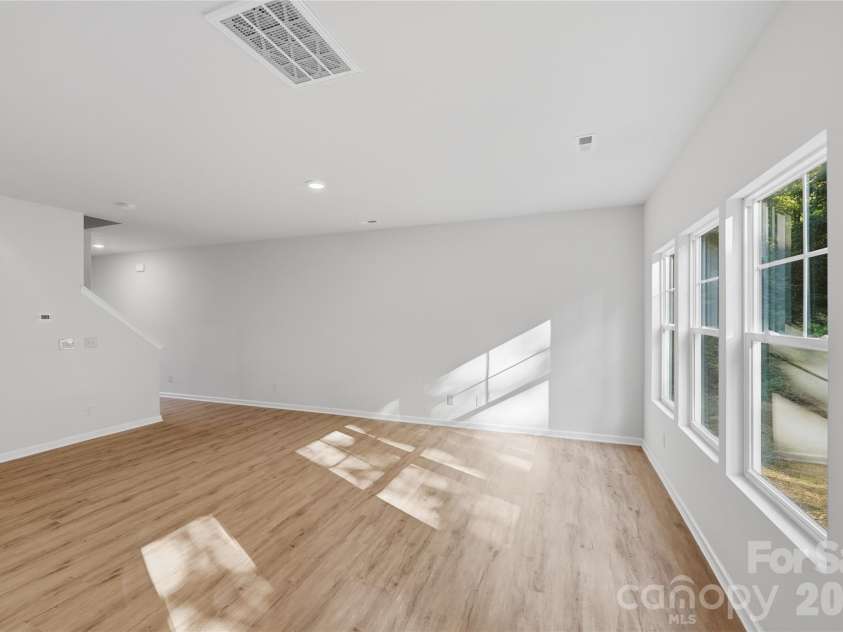 260 Landers Chapel Road, Lincolnton, NC 28092.  MLS# CAR4389396, YatesRealty ID 31675. 