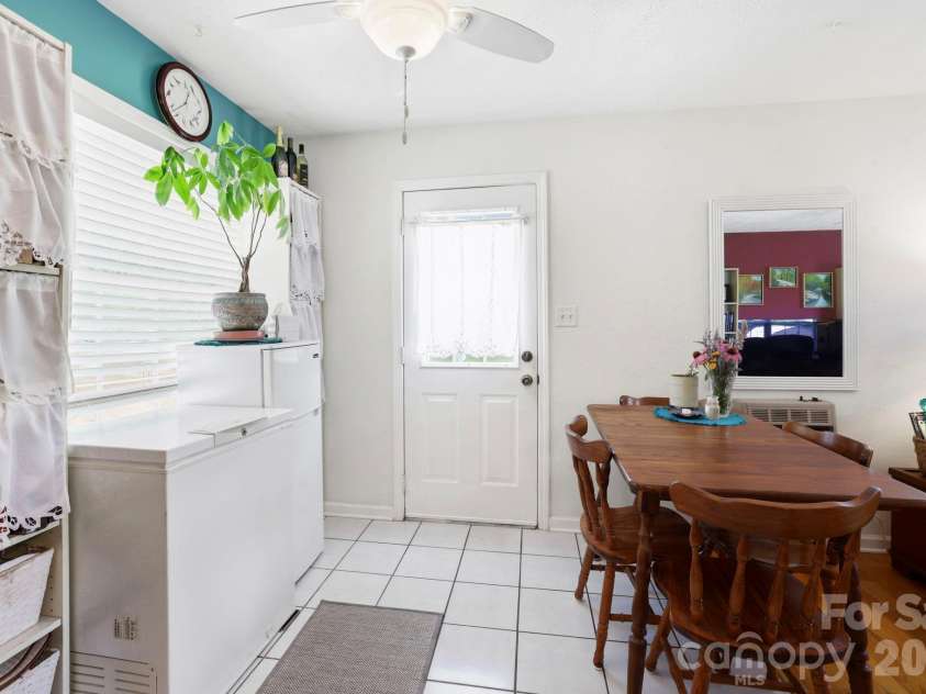 658 Enka Lake Road, Candler, NC 28715.  MLS# CAR4395073, YatesRealty ID 31676. 