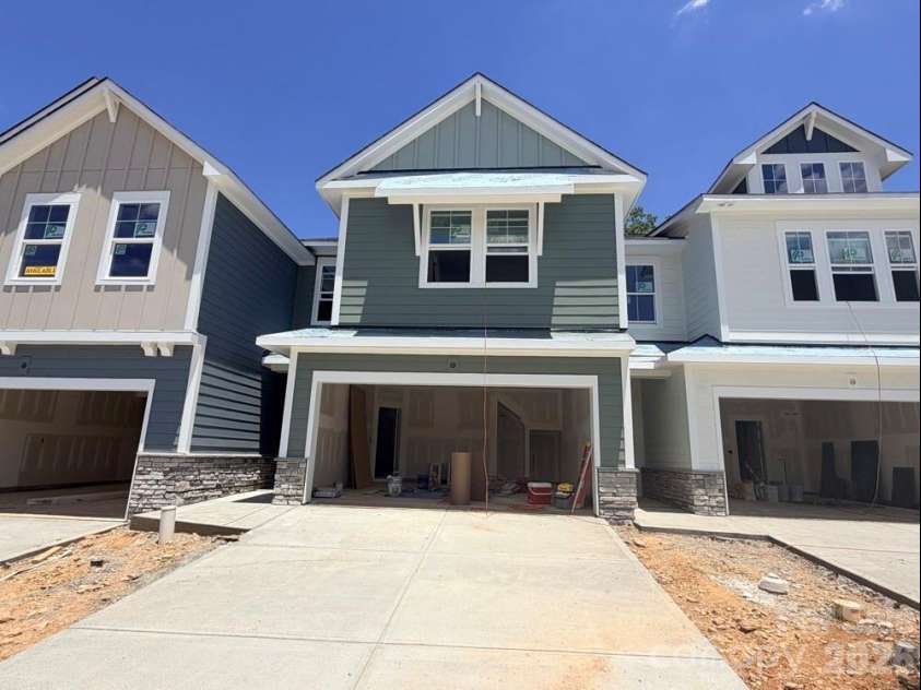 280 Alluvium Lane, Waxhaw, NC 28173.  MLS# CAR4371531, YatesRealty ID 31678. 