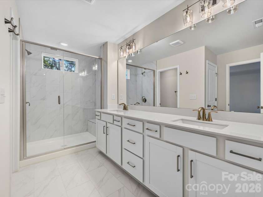 280 Alluvium Lane, Waxhaw, NC 28173.  MLS# CAR4371531, YatesRealty ID 31678. Primary bathroom