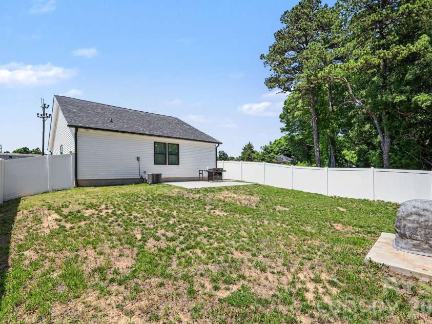 2664 Meadow Street, Gaston, NC 28056.  MLS# CAR4381027, YatesRealty ID 31679. 