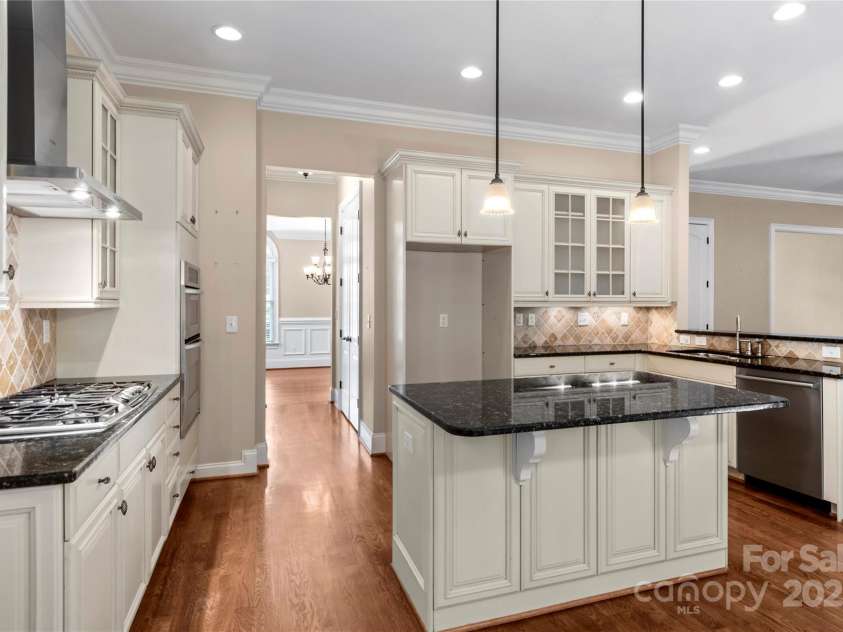 4100 Birch Creek Trail, Winston Salem, NC 27106.  MLS# CAR4290463, YatesRealty ID 31679. 