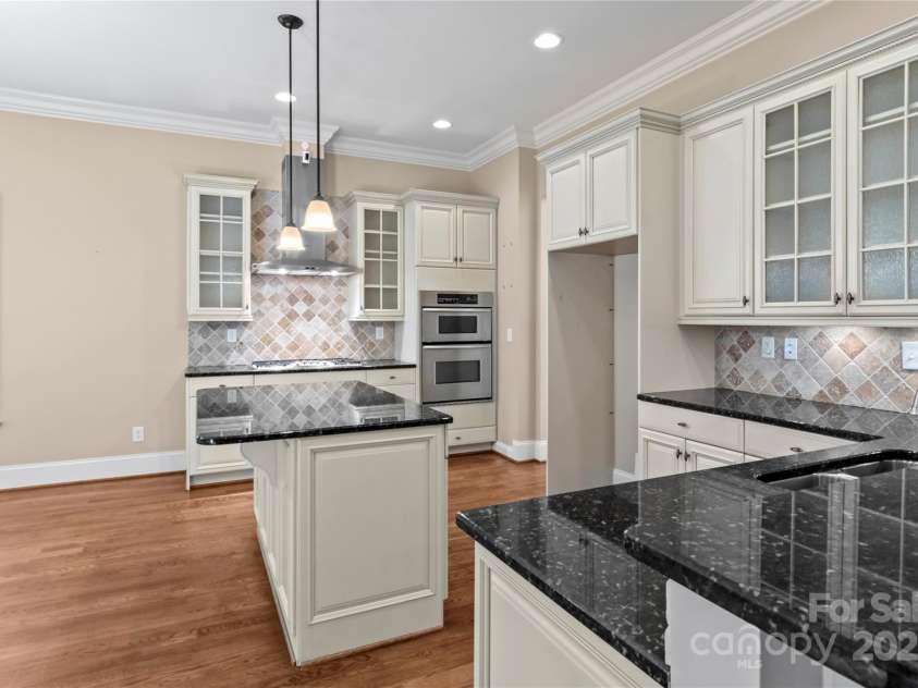 4100 Birch Creek Trail, Winston Salem, NC 27106.  MLS# CAR4290463, YatesRealty ID 31679. 