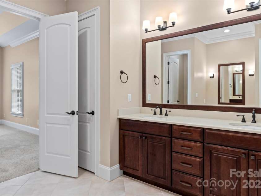 4100 Birch Creek Trail, Winston Salem, NC 27106.  MLS# CAR4290463, YatesRealty ID 31679. 