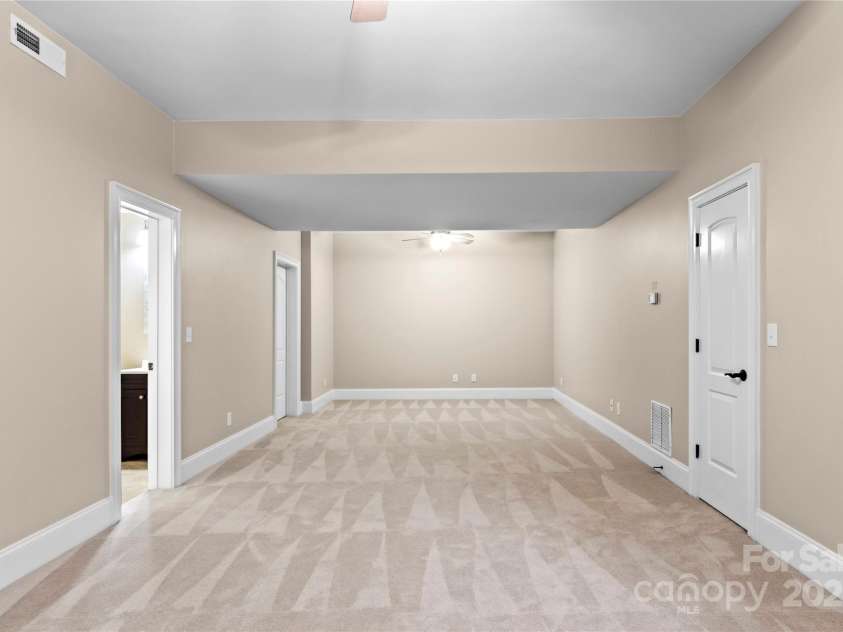 4100 Birch Creek Trail, Winston Salem, NC 27106.  MLS# CAR4290463, YatesRealty ID 31679. 