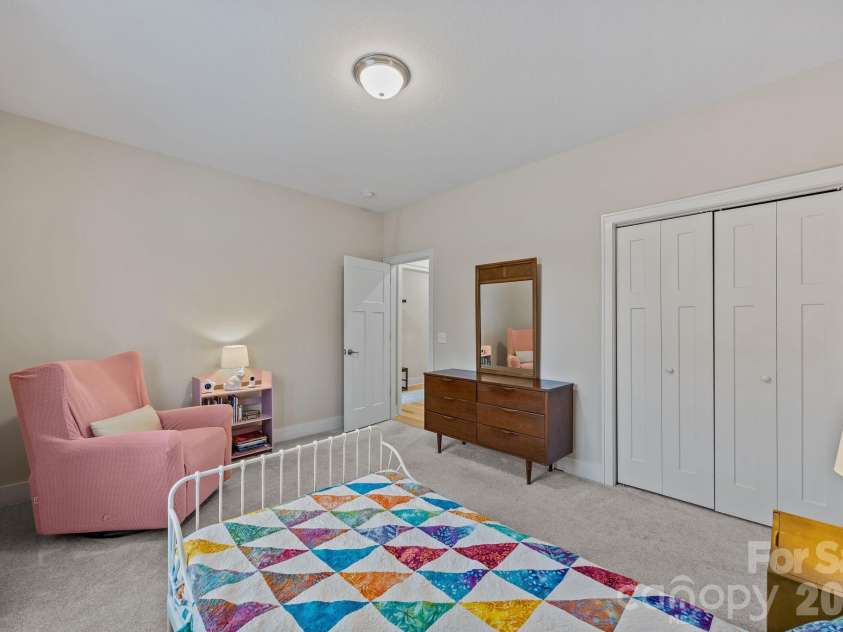 43 Burlington Lane, Fletcher, NC 28732.  MLS# CAR4342774, YatesRealty ID 3168. 