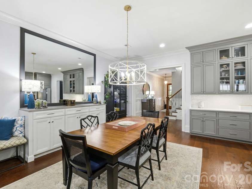 2430 Vail Avenue, Charlotte, NC 28207.  MLS# CAR4394660, YatesRealty ID 31680. 