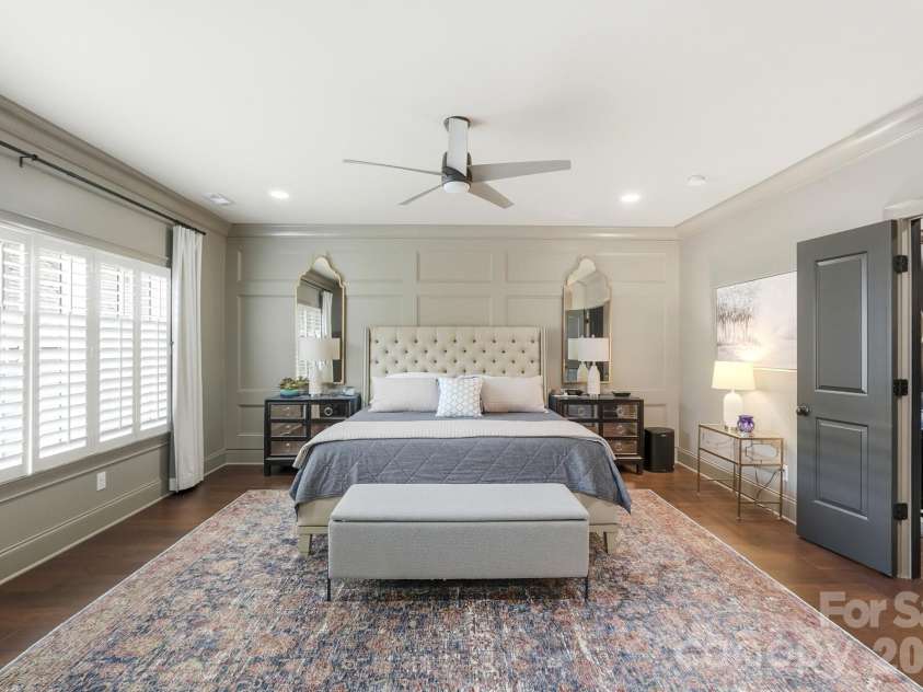 2430 Vail Avenue, Charlotte, NC 28207.  MLS# CAR4394660, YatesRealty ID 31680. 