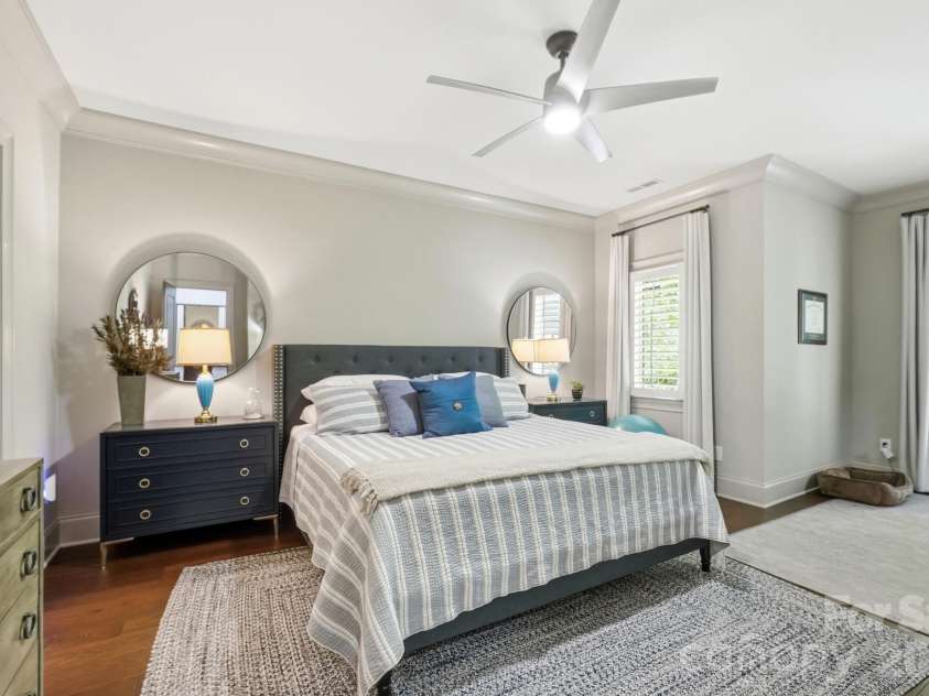 2430 Vail Avenue, Charlotte, NC 28207.  MLS# CAR4394660, YatesRealty ID 31680. 