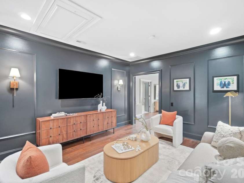 2430 Vail Avenue, Charlotte, NC 28207.  MLS# CAR4394660, YatesRealty ID 31680. 