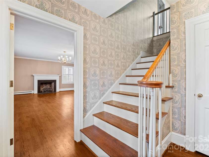 431 Sullivan Road, Statesville, NC 28677.  MLS# CAR4241646, YatesRealty ID 31680. 
