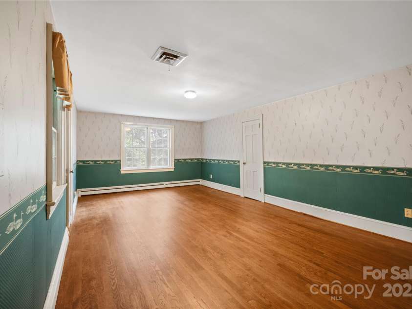 431 Sullivan Road, Statesville, NC 28677.  MLS# CAR4241646, YatesRealty ID 31680. 