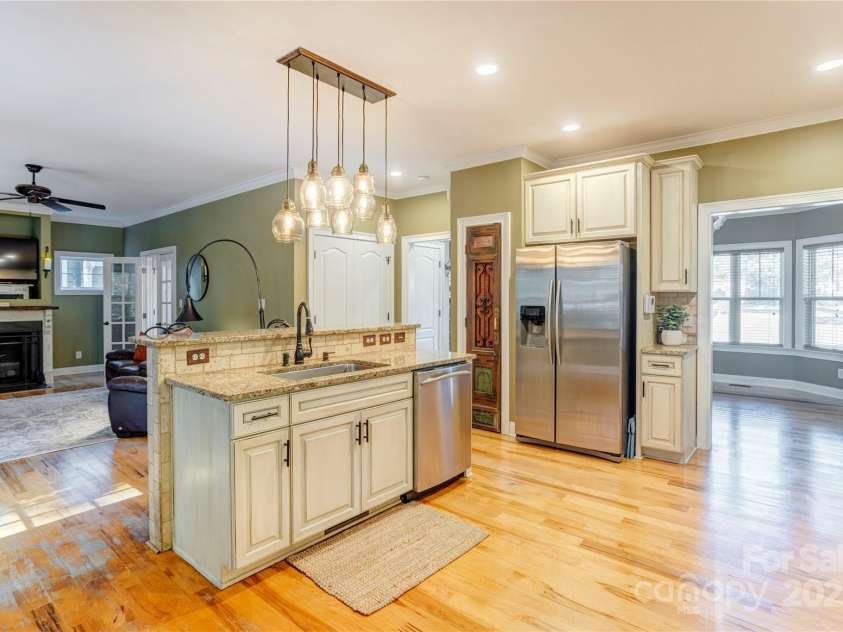 5505 Yorke Street, Concord, NC 28027.  MLS# CAR4286142, YatesRealty ID 31683. 