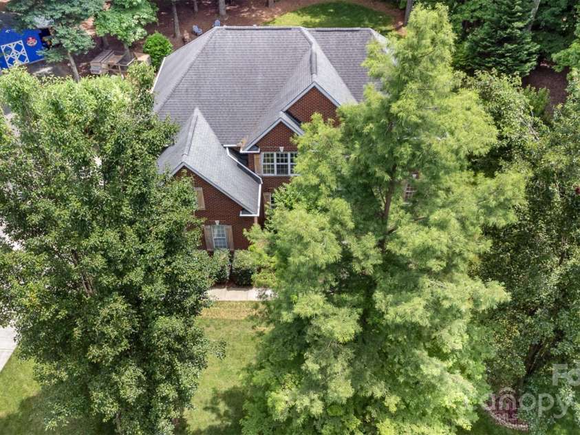 6419 Antioch Court, Matthews, NC 28104.  MLS# CAR4264351, YatesRealty ID 31684. 