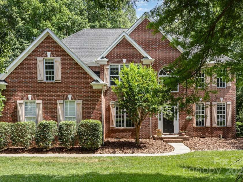 6419 Antioch Court, Matthews, NC 28104.  MLS# CAR4264351, YatesRealty ID 31684. Front Elevation