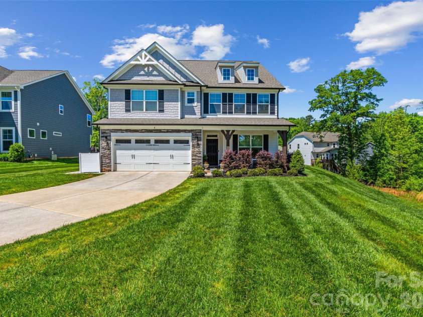 3007 Birch Creek Drive, Gastonia, NC 28054.  MLS# CAR4374210, YatesRealty ID 31687. 