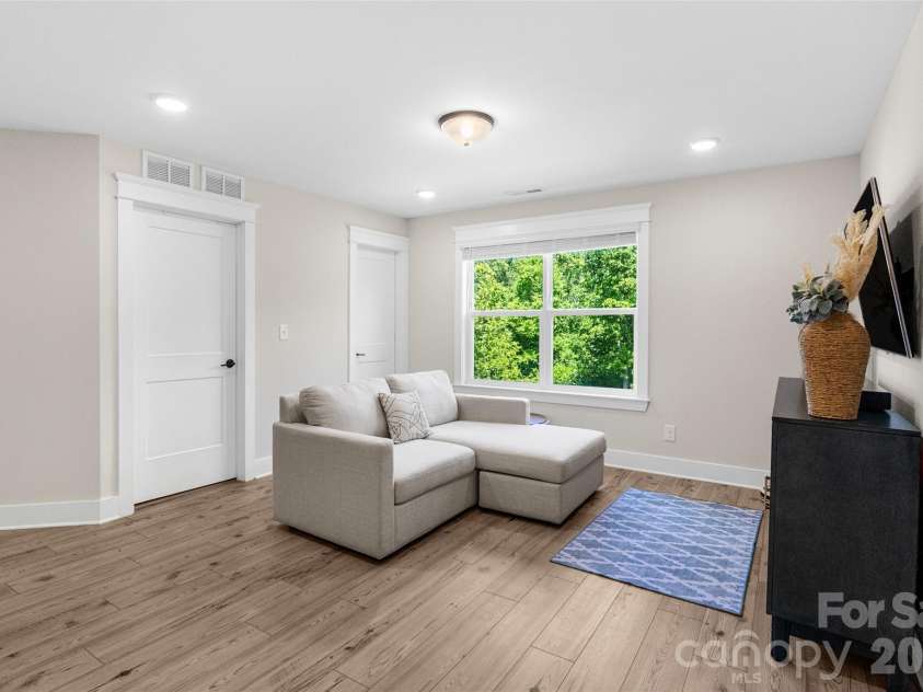 3007 Birch Creek Drive, Gastonia, NC 28054.  MLS# CAR4374210, YatesRealty ID 31687. 