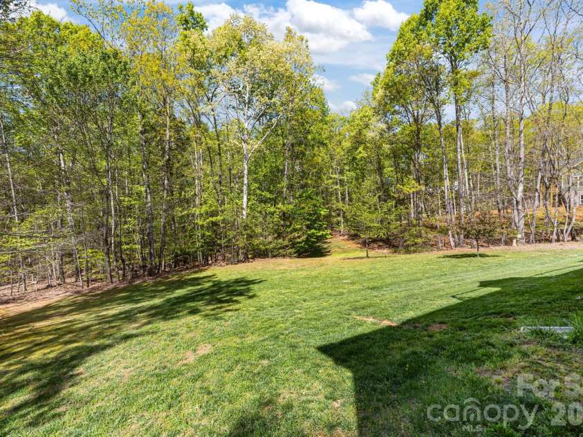 120 Laurel Ridge Drive, Statesville, NC 28677.  MLS# CAR4357901, YatesRealty ID 31688. 
