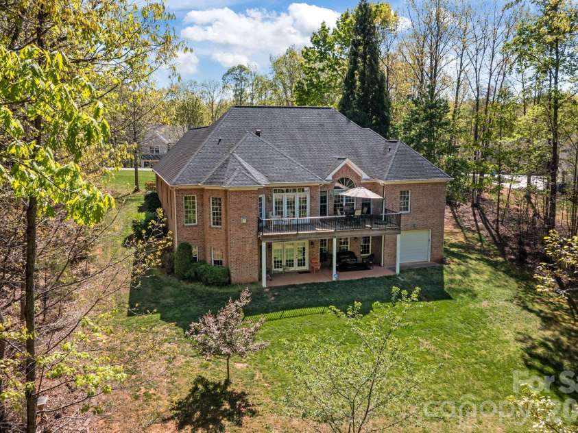 120 Laurel Ridge Drive, Statesville, NC 28677.  MLS# CAR4357901, YatesRealty ID 31688. 