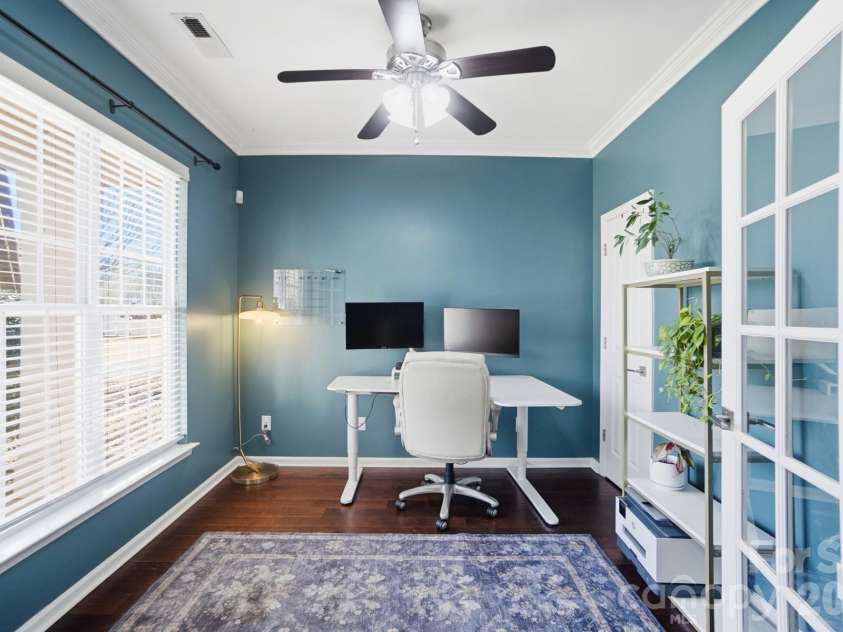 1905 Stroud Park Court, Charlotte, NC 28206.  MLS# CAR4337465, YatesRealty ID 3169. 