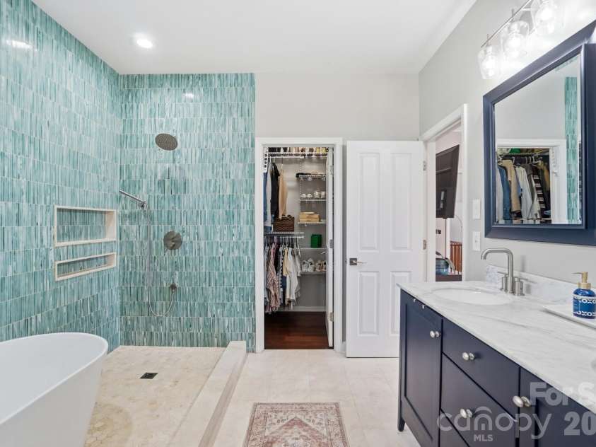 1905 Stroud Park Court, Charlotte, NC 28206.  MLS# CAR4337465, YatesRealty ID 3169. 