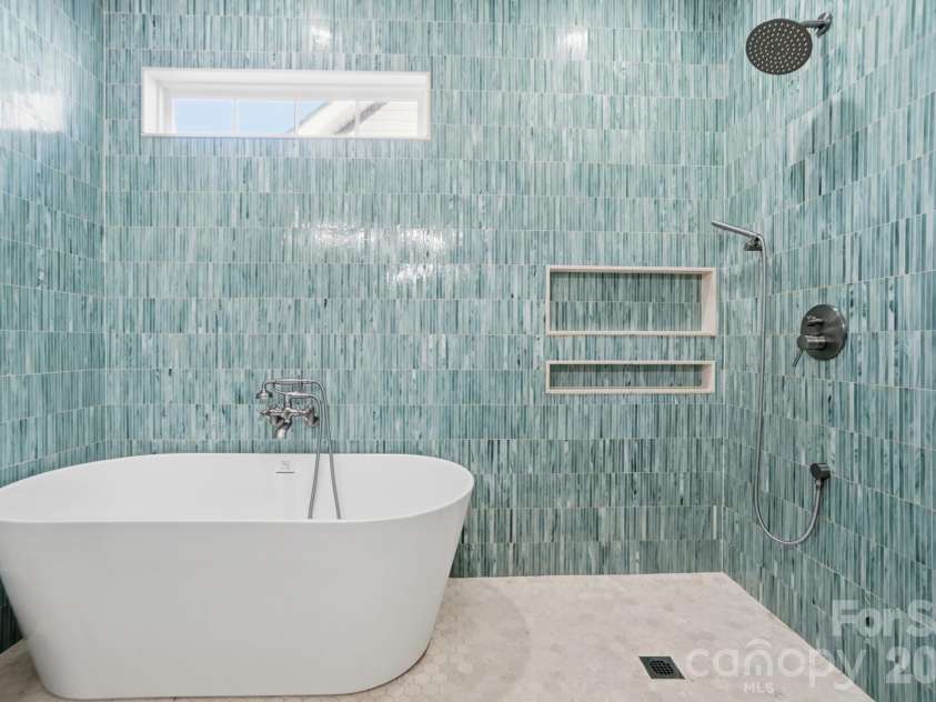 1905 Stroud Park Court, Charlotte, NC 28206.  MLS# CAR4337465, YatesRealty ID 3169. 