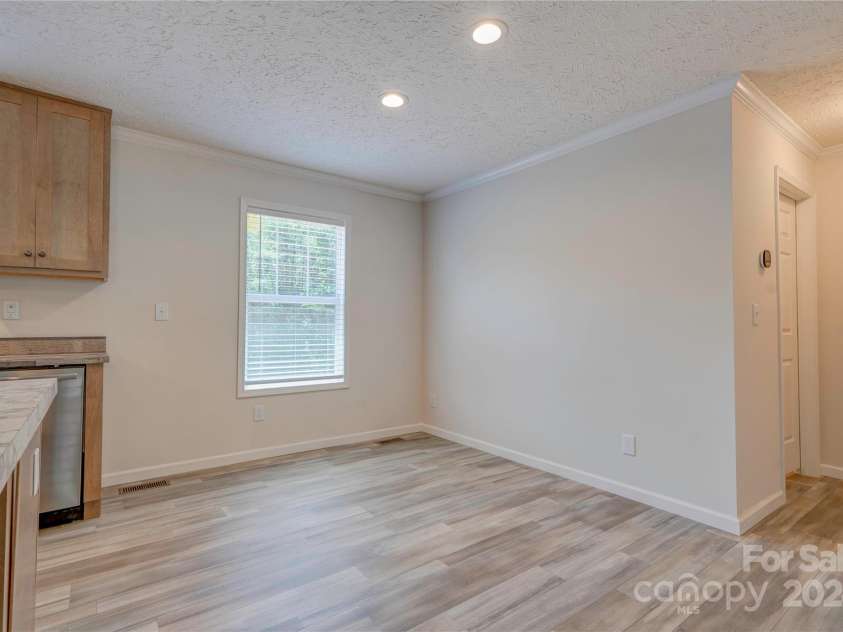 222 Buck Chapman Road, Casar, NC 28020.  MLS# CAR4112298, YatesRealty ID 3169. Dining Area