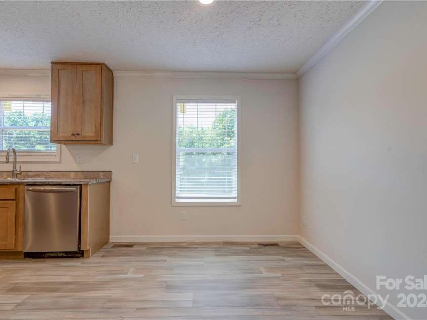 222 Buck Chapman Road, Casar, NC 28020.  MLS# CAR4112298, YatesRealty ID 3169. Dining Area