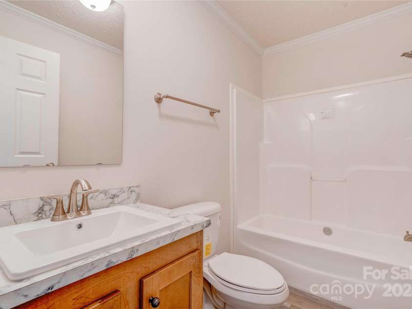 222 Buck Chapman Road, Casar, NC 28020.  MLS# CAR4112298, YatesRealty ID 3169. Hall Bath