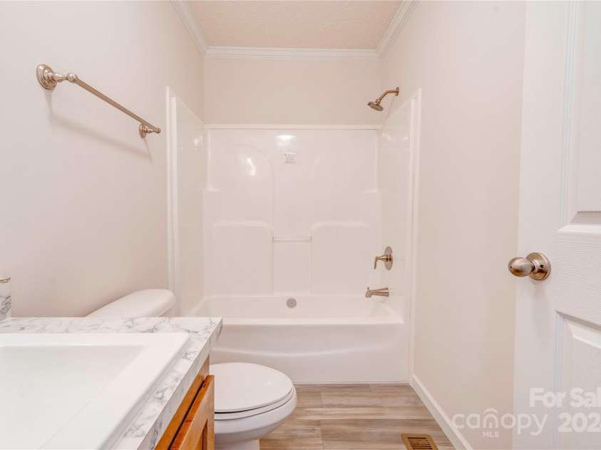 222 Buck Chapman Road, Casar, NC 28020.  MLS# CAR4112298, YatesRealty ID 3169. Hall Bath