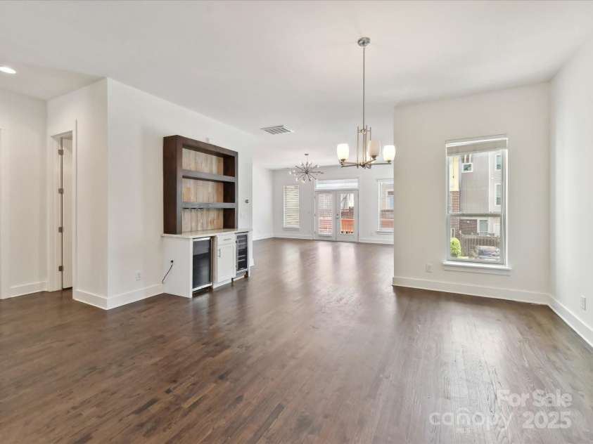 871 Academy Street, Charlotte, NC 28205.  MLS# CAR4264328, YatesRealty ID 31692. 