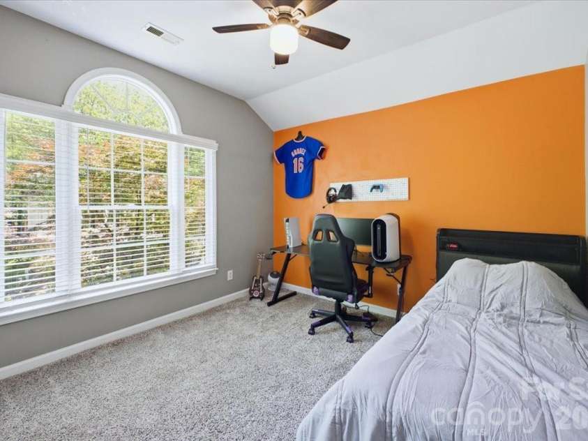 8414 Headford Road, Charlotte, NC 28277.  MLS# CAR4382537, YatesRealty ID 31693. 