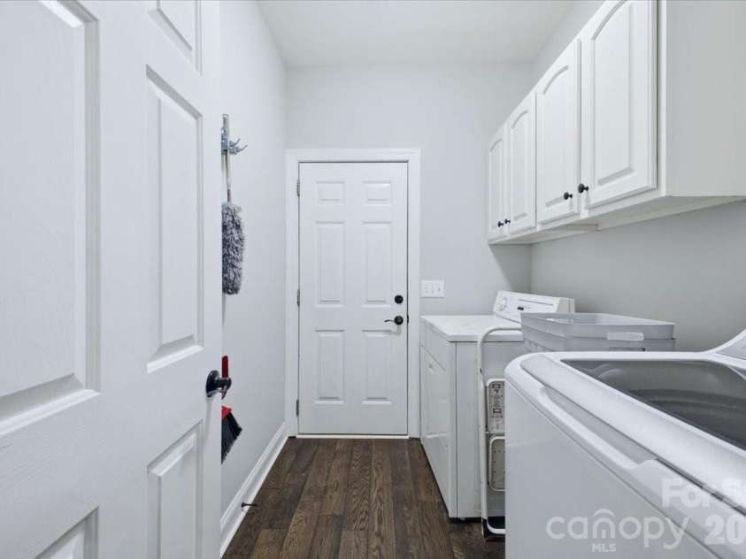 8414 Headford Road, Charlotte, NC 28277.  MLS# CAR4382537, YatesRealty ID 31693. 