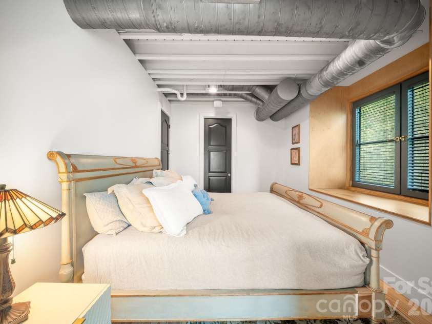 53 Buchanan Place, Asheville, NC 28801.  MLS# CAR4386804, YatesRealty ID 31695. Guest bedroom on second floor