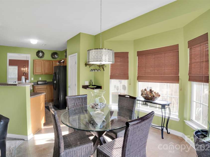 136 Crestwood Drive, Mount Holly, NC 28120.  MLS# CAR4284849, YatesRealty ID 31696. 