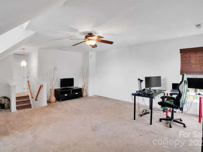 136 Crestwood Drive, Mount Holly, NC 28120.  MLS# CAR4284849, YatesRealty ID 31696. Spacious bonus room