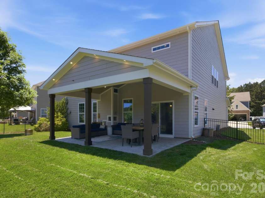 3026 Spinner Court, Denver, NC 28037.  MLS# CAR4389852, YatesRealty ID 31698. 