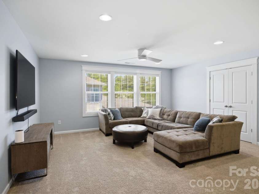3026 Spinner Court, Denver, NC 28037.  MLS# CAR4389852, YatesRealty ID 31698. 