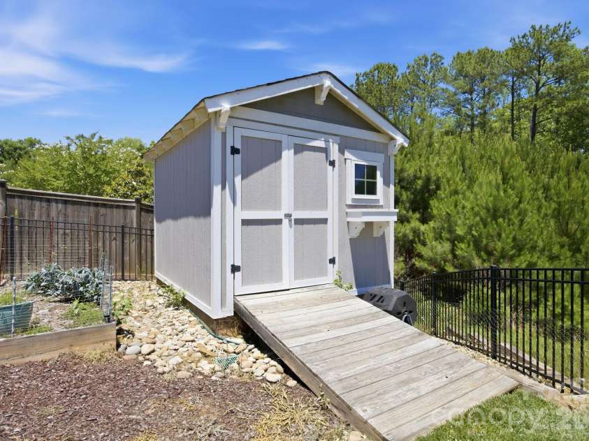 3026 Spinner Court, Denver, NC 28037.  MLS# CAR4389852, YatesRealty ID 31698. 