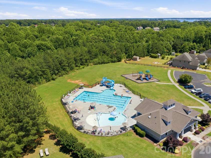3026 Spinner Court, Denver, NC 28037.  MLS# CAR4389852, YatesRealty ID 31698. 
