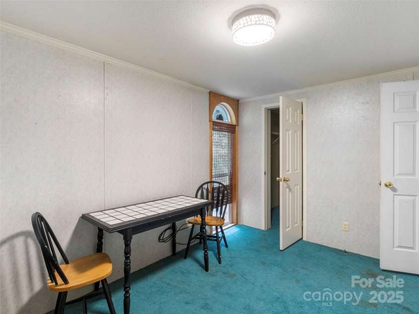 70 Barnyard Lane, Green Mountain, NC 28740.  MLS# CAR4290446, YatesRealty ID 31698. 