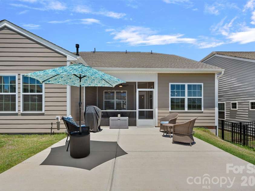 1969 Copper Path Drive, Fort Mill, SC 29715.  MLS# CAR4390791, YatesRealty ID 31699. 