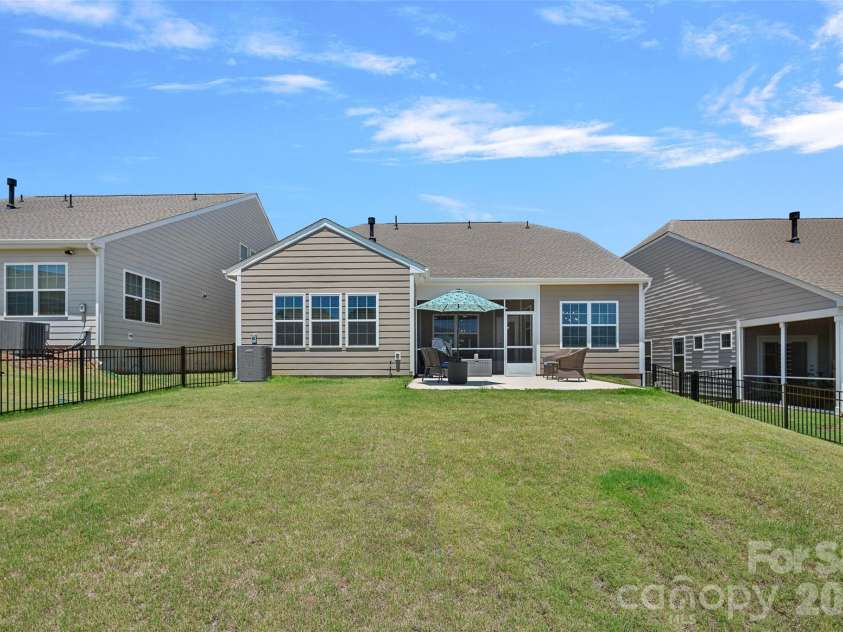 1969 Copper Path Drive, Fort Mill, SC 29715.  MLS# CAR4390791, YatesRealty ID 31699. 